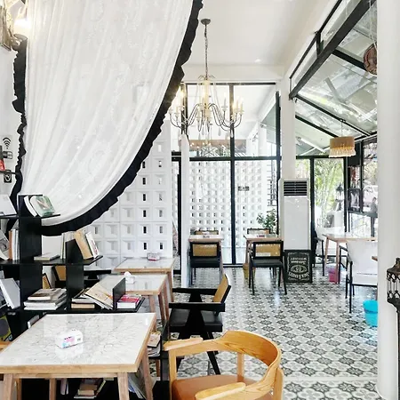 Syri Guesthouse Vientiane Hostel & Cafe-3